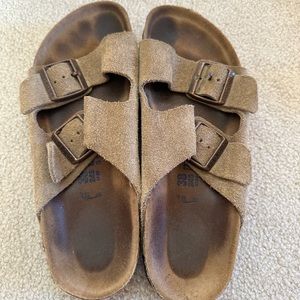 Arizona suede Birkenstocks